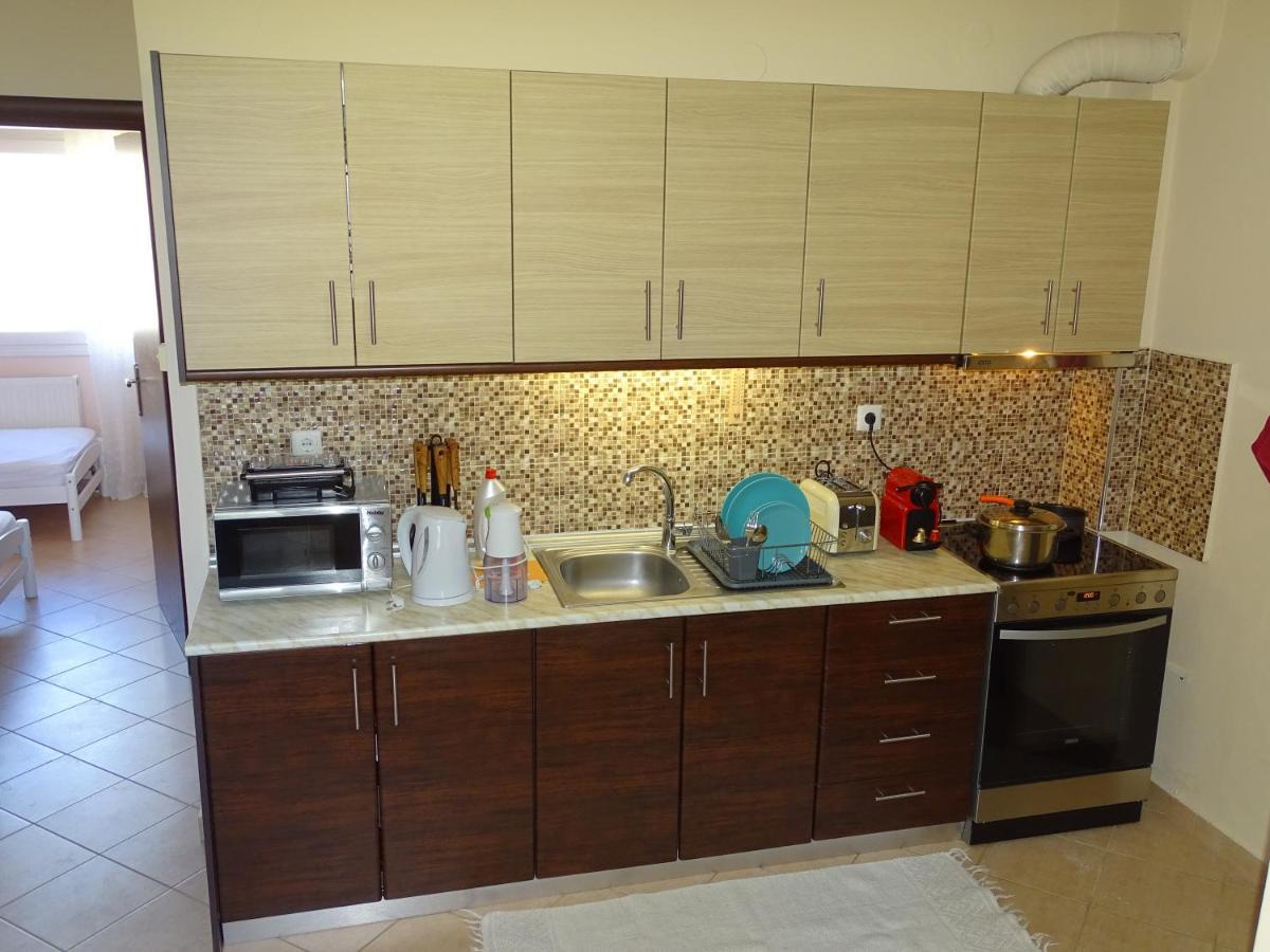 Apartamento Bella Casa Néa Péramos Exterior foto
