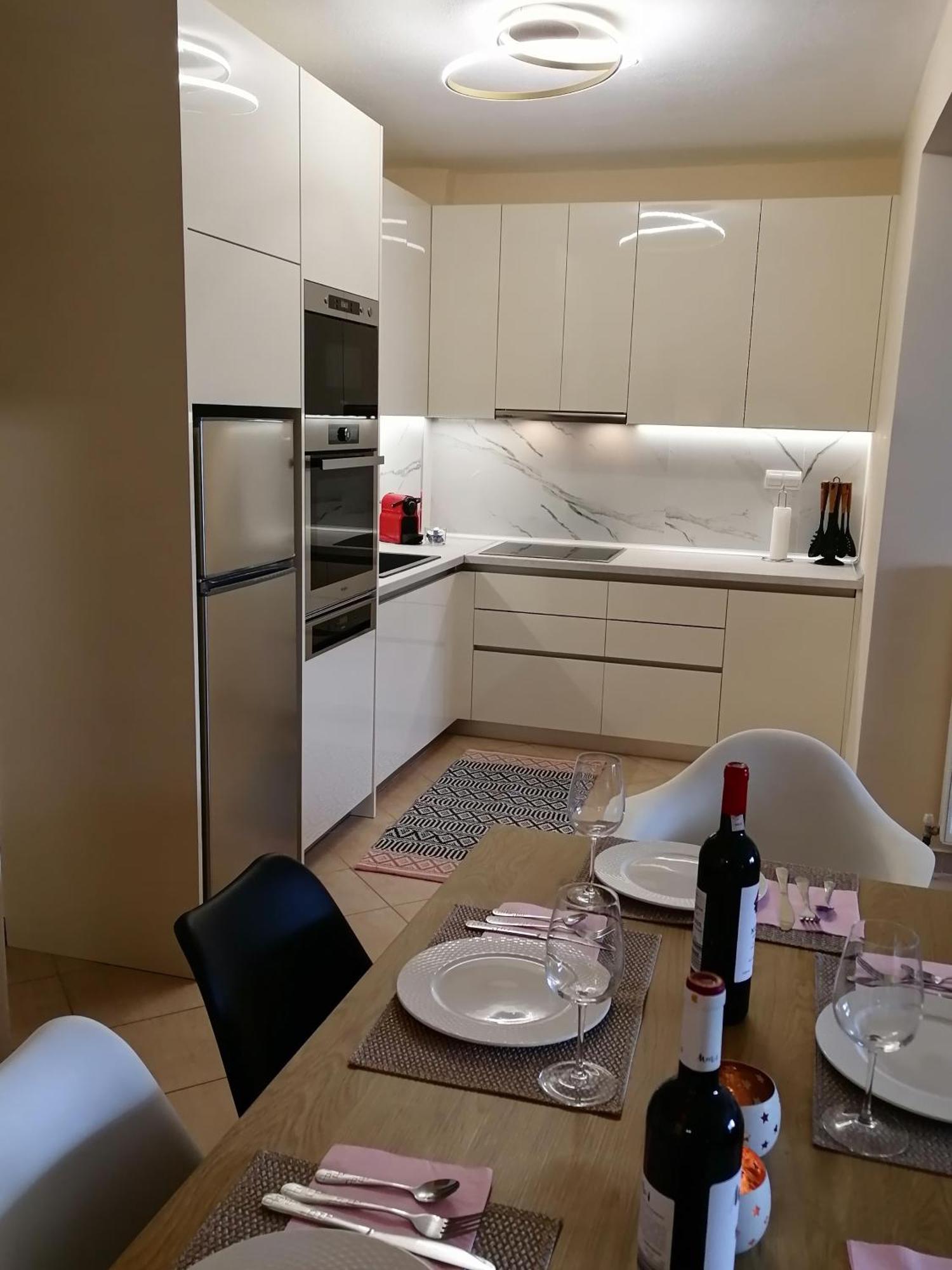 Apartamento Bella Casa Néa Péramos Exterior foto